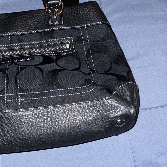 Coach Black and 2 Zip wallets - Picture 4 of 13